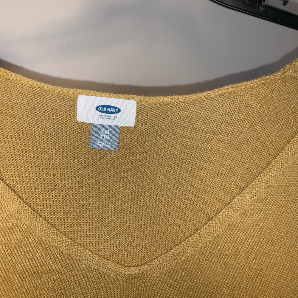 Sweater - Picture 2 of 2
